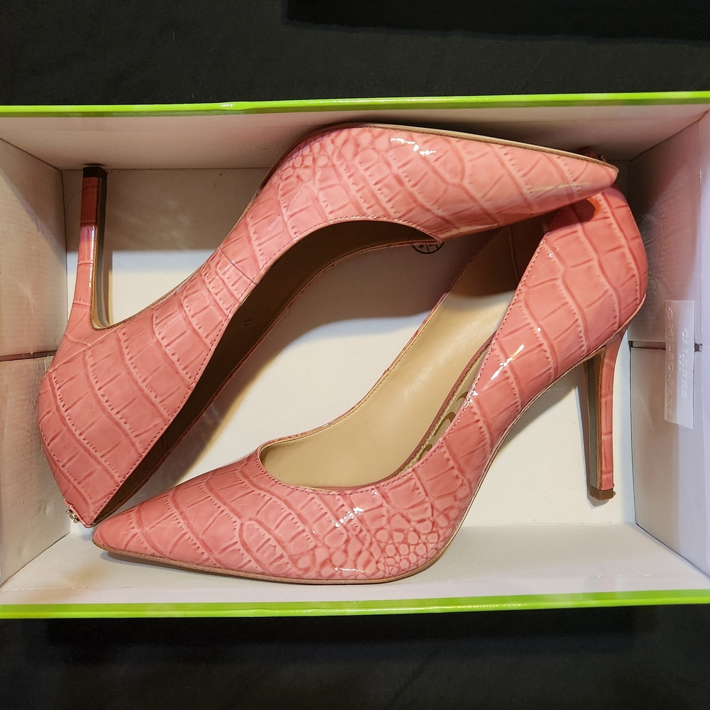 Sam Edelman Croc-Embossed Point Pump- Raspberry, Size 8.5 - Picture 2 of 13